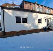 Familienfreundliche Doppelhaushälfte in Fürth-Stadeln mit Garten