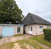 freistehendes Einfamilienhaus mit viel Potenzial und Platz. - Neukirchen