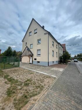 Foto - Mehrgenerationenhaus mit zwei Wohnungen und großen Garten