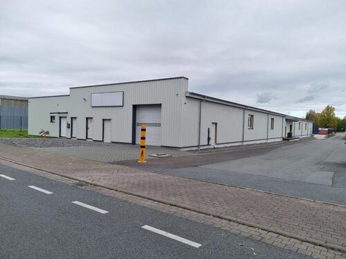 Foto - Lagerhalle mit Bürofläche im Zentrum von Lemgo zu vermieten