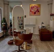 Stuhlmiete für Friseurin in Stuttgart-Mitte