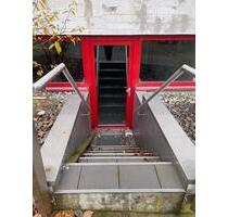 Halle zu vermieten - 4.000,00 EUR Kaltmiete, in Velbert (PLZ: 42553) Pöthen