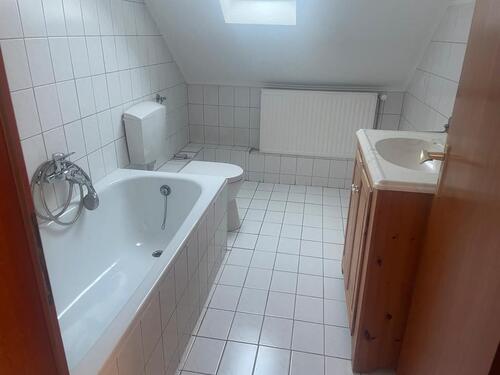 Foto - Wohnung zu vermieten 35 zimmer - 790,00&nbsp;EUR Kaltmiete, ca.&nbsp; 82,00&nbsp;m&sup2;