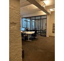 Schreibtisch in Fabriketage zu vermieten - Hamburg Altona