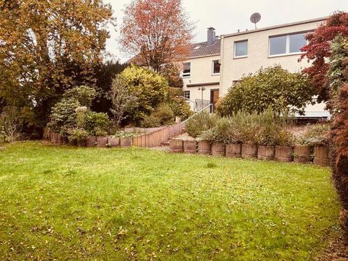 Foto - +++ Zweifamilienhaus mit Garten in Oberhausen +++