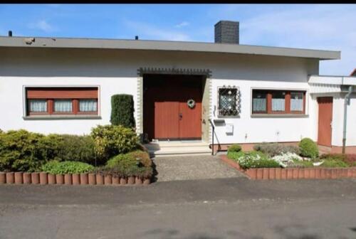 Foto - Naturnahes Einfamilienhaus mit Garten