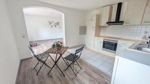 Foto - 2 Zimmer Wohnung Zentral 72 qm Terrasse Aufzug Garage