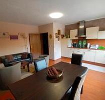 Gemütlich möblierte 3 Zimmer Wohnung - Scheinfeld