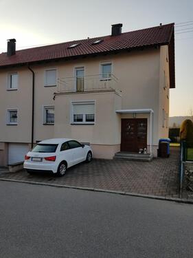 Foto - Doppelhaushälfte mit ELW im Dachgeschoß