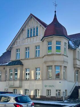 Foto - Frisch saniert: 2-Zimmer-DG mit Mini-Office & Stadtblick