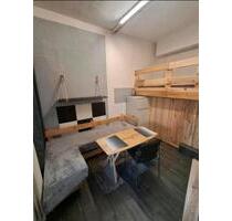 Ein Zimmer möbliert - 750,00&nbsp;EUR Kaltmiete, ca.&nbsp; 23,00&nbsp;m&sup2; in Stuttgart (PLZ: 70435) Zuffenhausen