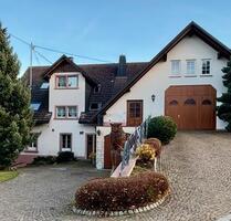 Ländliches Anwesen mit Alpenblick & großem Grundstück - Laufenburg (Baden)