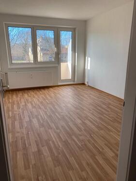 Foto - Nachmieter für schöne Ein-Zimmer-Wohnung mit Balkon in Perleberg