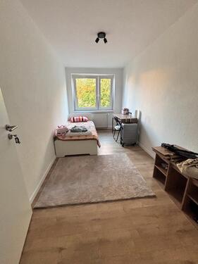 Foto - WG Zimmer frei! - 17,00 EUR Kaltmiete,