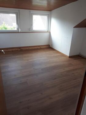 Foto - 2-Zimmer DG-Wohnung - 500,00&nbsp;EUR Kaltmiete, ca.&nbsp; 40,00&nbsp;m&sup2;