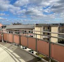 Schlossblick inklusive! Charmante 2-Raum-Wohnung mit Fahrstuhl in der Schweriner Innenstadt