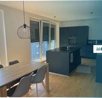 Helle 4-Zimmer-Penthousewohnung mit stilvoller Ausstattung: Tageslichtbad, bodentiefe Fenster & Balkon - Ulm Obertalfingen Helle 4-Zimmer-Penthousewohnung mit stilvoller Ausstattung: Tageslichtbad, bodentiefe Fenster & Balkon - Ulm Obertalfingen