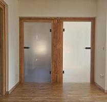 Liebevoll umfänglich renovierte 3-Zimmer-Wohnung zentrumsnah in Amberg, mit gehobener Ausstattung.