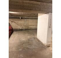 Tiefgaragenstellplatz Berlin Westend Rüsternallee