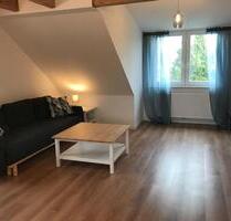 Möblierte moderne 2-Zimmer Dachgeschosswohnung in Illingen