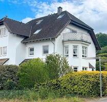 Helle 5-Zimmer-Maisonett-Wohnung mit Balkon, Einbauküche und Stellplätze in Hadamar!