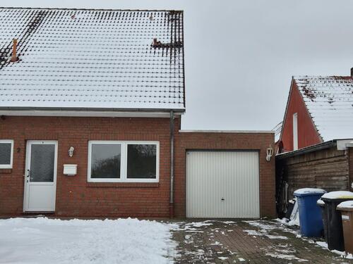 Foto - DHH mit Garage in Barßel - 900,00&nbsp;EUR Kaltmiete, ca.&nbsp; 115,00&nbsp;m&sup2;