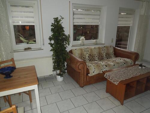 Foto - RUHIGE BESTLAGE-WERTIGE 50 qm SOUTERRAIN-WHG-2ZKDB-TERRASSE-in AW