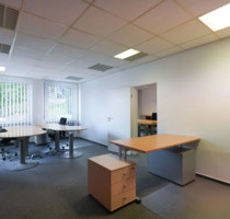 Helle Büroeinheit (ca. 50 m²) mit zwei verbundenen Räumen - Menden (Sauerland) Bösperde