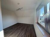 Foto - 2 Zimmer Dachgeschoßwohnung zur Miete in Pleidelsheim
