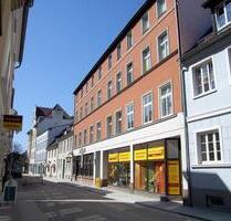 Schönes Ladengeschäft mit großer Schaufensterfront - Stralsund