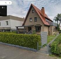 Freistehendes Einfamilienhaus mit Kamin und Garage in Spenge