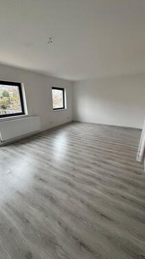 Foto - Helle 3 Zimmer Wohnung - 1.350,00&nbsp;EUR Kaltmiete, ca.&nbsp; 94,00&nbsp;m&sup2;