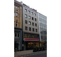 Luxuriöse Wohnung mit Küche, Balkon, Aufzug (barrierefrei) - Düsseldorf