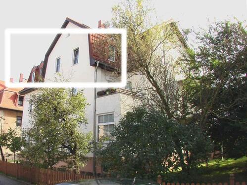 Foto - Ruhige 3-Raum-Mansarden-Wohnung mit großem Gartengrundstück