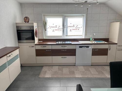 Foto - Attraktive 2-Zimmer-Dachgeschosswohnung in ruhiger Lage am Ortsra