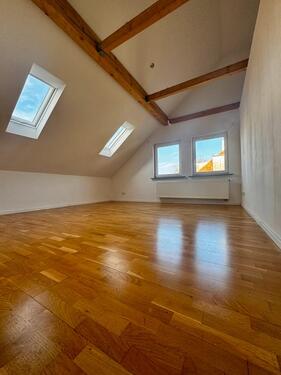 Foto - 2.5 Zimmer Dachgeschoßwohnung in Bad Vilbel