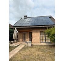 Familienfreundliches Einfamilienhaus mit Garten, Balkon, PV - Schloß Holte-Stukenbrock
