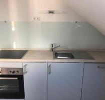2 Zimmer Dachgeschosswohnung Elliehausen in 4 Parteienhaus - Göttingen Elliehausen / Esebeck