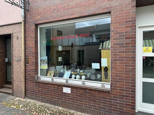 Foto - Ladenlokal - 530,00 EUR Kaltmiete, ca.  30,00 m²