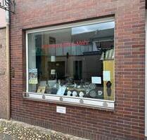 Ladenlokal - 530,00 EUR Kaltmiete, ca.  30,00 m² in Krefeld (PLZ: 47839) Hüls