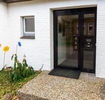 Büro Praxisräume zu vermieten - 1.000,00 EUR Kaltmiete, in Malente (PLZ: 23714)