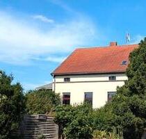 Idyllisches Familienhaus auf 2698 m² Grundstück - Dessau-Roßlau