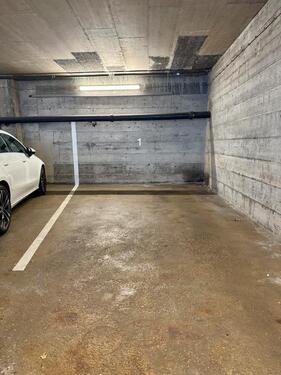 Foto - Tiefgaragenstellplatz PKW Stellplatz