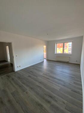 Foto - 2-Raumwohnung mit Balkon - 394,00&nbsp;EUR Kaltmiete, ca.&nbsp; 65,00&nbsp;m&sup2;