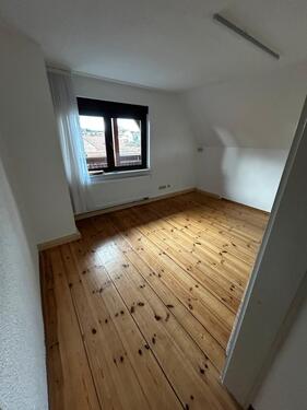 Foto - 4.5 Zimmer Dachgeschoßwohnung zur Miete in Neuweiler