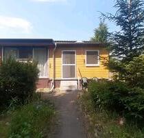 Garten mit Bungalow in 15295 Groß Lindow - Brieskow-Finkenheerd