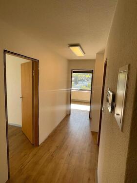 Foto - Renovierte 4 Zimmerwohnung zu vermieten