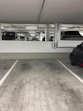 Foto - Stellplatz Tiefgarage Stadtgärten Henninger Turm zur Miete