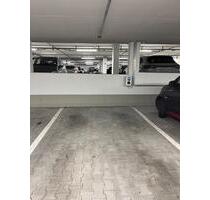 Stellplatz Tiefgarage Stadtgärten Henninger Turm zur Miete - Frankfurt am Main Sachsenhausen Süd