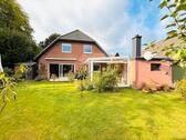 Foto - Familienfreundliches freistehendes Einfamilienhaus